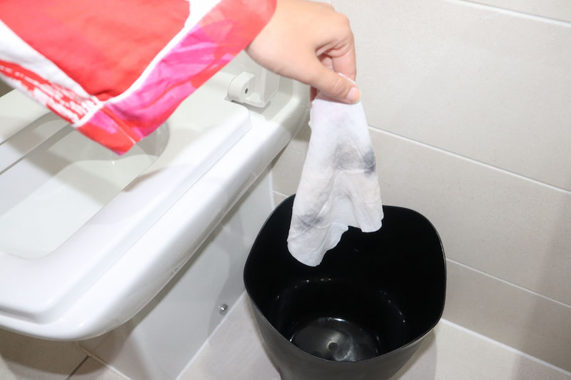 can you flush baby wipes in the toilet